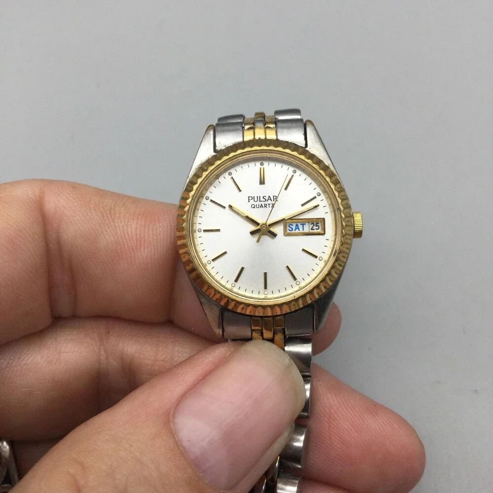 Vintage Pulsar V733-X003 Womens Watch 23mm Two Tone Day Date New Battery 6.25